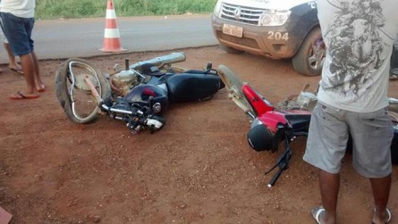   Colisão entre motos deixa um morto e um ferido em Baraúna