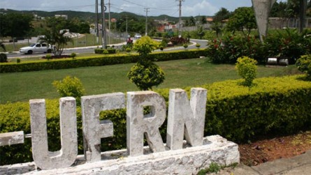   UFRN tem 44 vagas em concurso; salários vão até R$3,6 mil