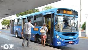   Cidade do Sol informa que os ônibus iniciam as operações às 15h, com destino à Igreja São Paulo Apóstolo, no bairro Nova Betânia, de onde parte o cortejo religioso