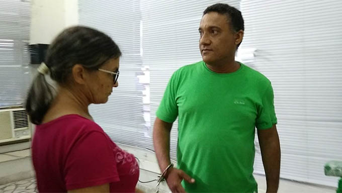   Antonio Luiz da Silva, conhecido por "Coroa", de 43 anos e sua esposa Ivoneide Maria da Silva, de 48 anos: presos
