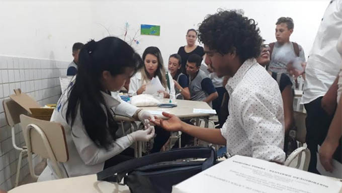   Ações de prevenção contra aids nas escolas de Tibau