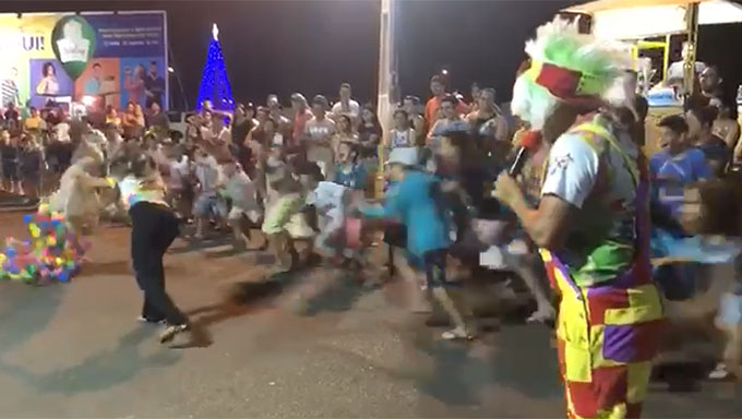   Especialmente neste domingo, 16, Sumaré recebe a visita do Papai Noel para divertir a garotada