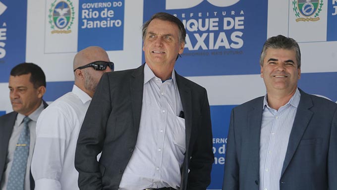   O presidente eleito, Jair Bolsonaro, fará nesta quarta-feira (19) a primeira reunião ministerial com sua equipe completa