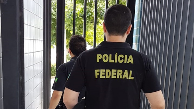   Segundo a PF, a associação criminosa desarticulada tem ramificações nos Estados da Paraíba, Rio Grande do Norte e Distrito Federal, causando um prejuízo de, aproximadamente, R$ 4 milhões aos cofres públicos