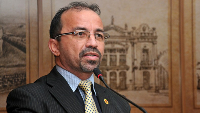   TRE suspendeu a diplomação de do deputado estadual eleito Sandro Pimentel (PSOL) nesta quarta-feira (19)