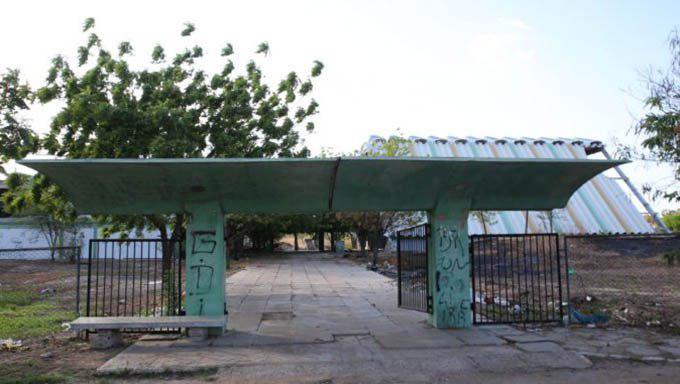   Caic do Carnaubal está complemente abandonado e a Prefeitura quer aproveita-lo para funcionar duas UEIs.