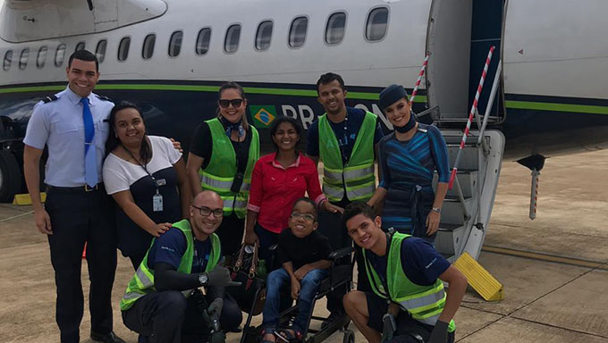   A manhã desta quarta-feira (26) foi bastante especial para um dos pacientes da Liga Mossoroense de Estudos e Combate ao Câncer (LMECC). O jovem Lucas Gabriel, de 14 anos de idade, conseguiu realizar um sonho: viajar de avião
