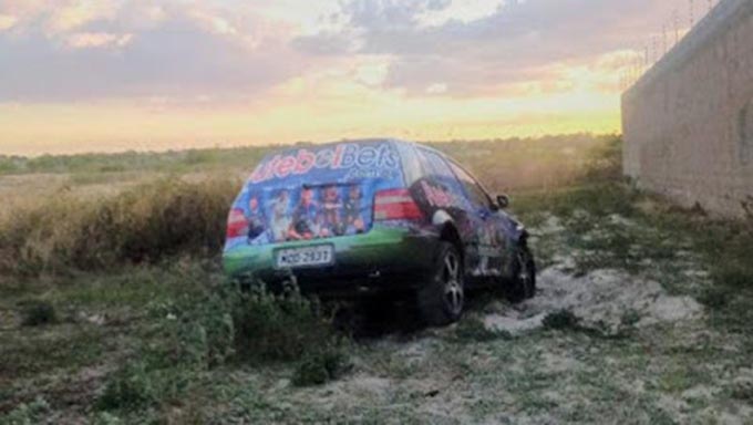   O Golf foi encontrado horas depois perto da Barragem de Santa Cruz