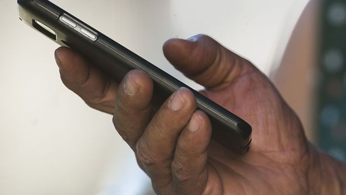   De acordo com a Agência Nacional de Telecomunicações (Anatel), o bloqueio começa a partir de 24 de março
