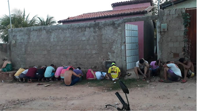   MPRN e a PM descobriram que os suspeitos estavam reunidos na residência no bairro Manoel Deotado, certou o local e prendeu todos pelo crime de organização criminosa