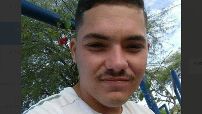   Reidner responde processo por porte ilegal de arma de fogo e quando menor esteve preso por posse de drogas