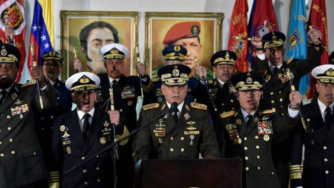   Padrino Lópes afirmou que a oposição é comandada pela extrema direita, que procura dividir a Venezuela a partir de um "vulgar golpe de Estado"