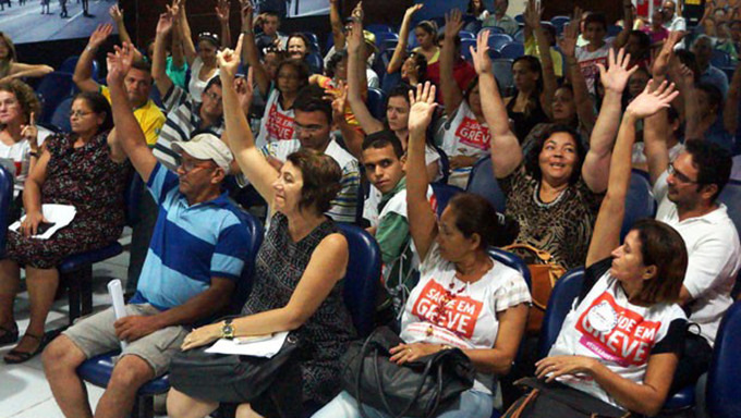   Os servidores estaduais da saúde do Rio Grande do Norte aprovaram na manhã desta quinta-feira (24), greve da categoria para o dia 5 de fevereiro