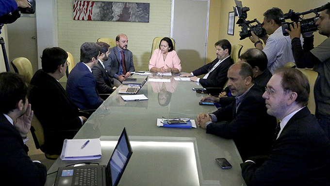   A governadora do Rio Grande do Norte, Fátima Bezerra, e o vice-governador, Antenor Roberto, acompanhados da equipe econômica do Governo, deram início na tarde desta segunda-feira (28) à missão técnica com o Tesouro Nacional