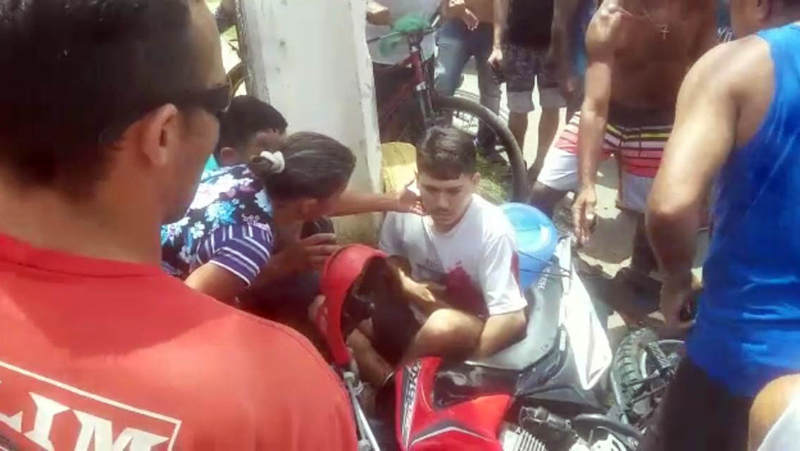  Anderson Diego estava indo comprar água mineral perto de casa no bairro Quixabeirinha quando foi baleado e em seguida socorrido para o Hospital Regional Tarcísio Maia
