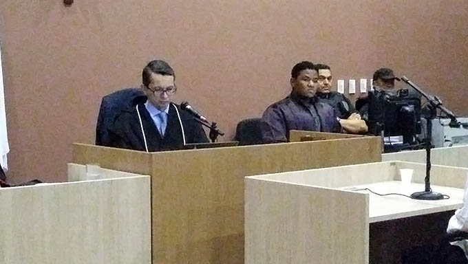   Juiz Vagnos Kelly preside mais uma sessão do Tribunal do Júri Popular nesta terça-feira, 5. 