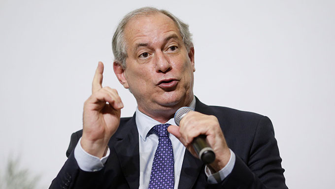   O ex-ministro Ciro Gomes deu seu aval para que o deputado Mauro Benevides Filho (PDT-CE) presida a comissão da Câmara que analisará a reforma da Previdência de Jair Bolsonaro