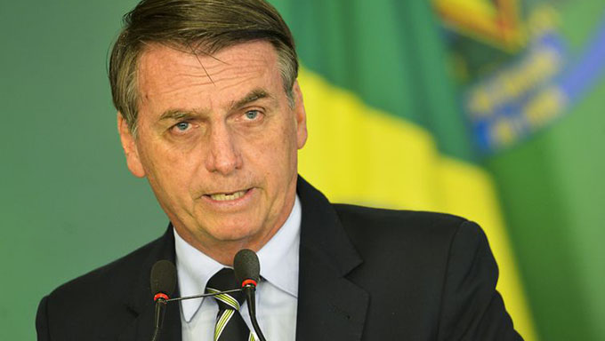   O texto-base da reforma da Previdência foi concluído pela equipe de governo e agora aguarda a análise do presidente Jair Bolsonaro, ainda internado no Hospital Albert Einstein, em São Paulo