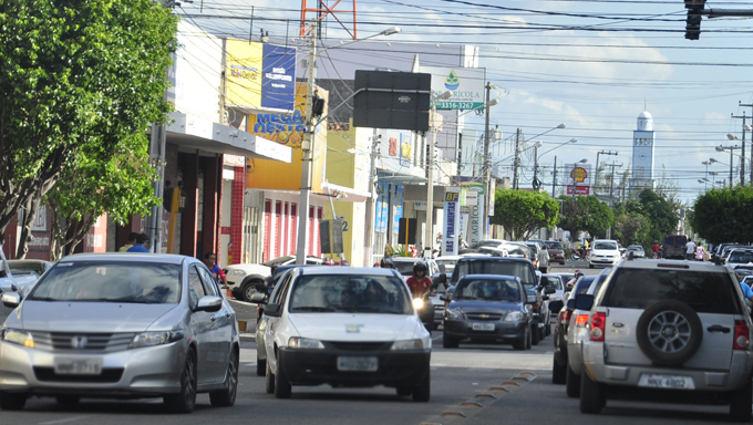   Os automóveis com placas de finais 1 e 2 estão com os vencimentos programados para acontecer nesta quarta-feira (20) e na quinta-feira (21), respectivamente.