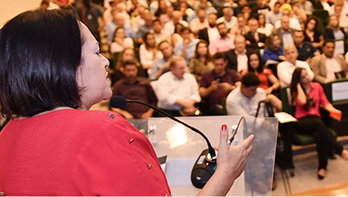   A governadora Fátima Bezerra esteve reunida nesta sexta-feira (15), em Mossoró, com os reitores da Universidade Estadual do Rio Grande do Norte (UERN) e da Universidade Federal Rural do Semi-Árido (Ufersa), integrantes do Fórum de Reitores das Instituições de Ensino Superior Públicas do RN