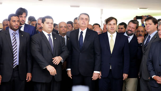   A idade mínima para a aposentadoria poderá subir em 2024 e depois disso, a cada quatro anos, de acordo com a expectativa de vida dos brasileiros