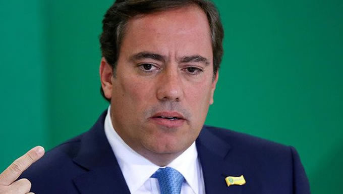   O presidente da Caixa Econômica Federal, Pedro Guimarães, ordenou que a instituição faça uma manobra contábil 