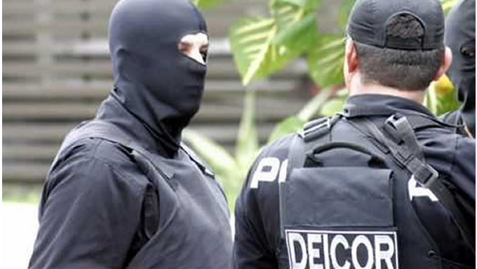   Policiais civis da Divisão Especializada em Investigação e Combate ao Crime Organizado do Rio Grande do Note (DEICOR) prenderam nesta quarta-feira (13) suspeitos de participarem de ataques a agências bancárias em Natal e em cidades de outros estados