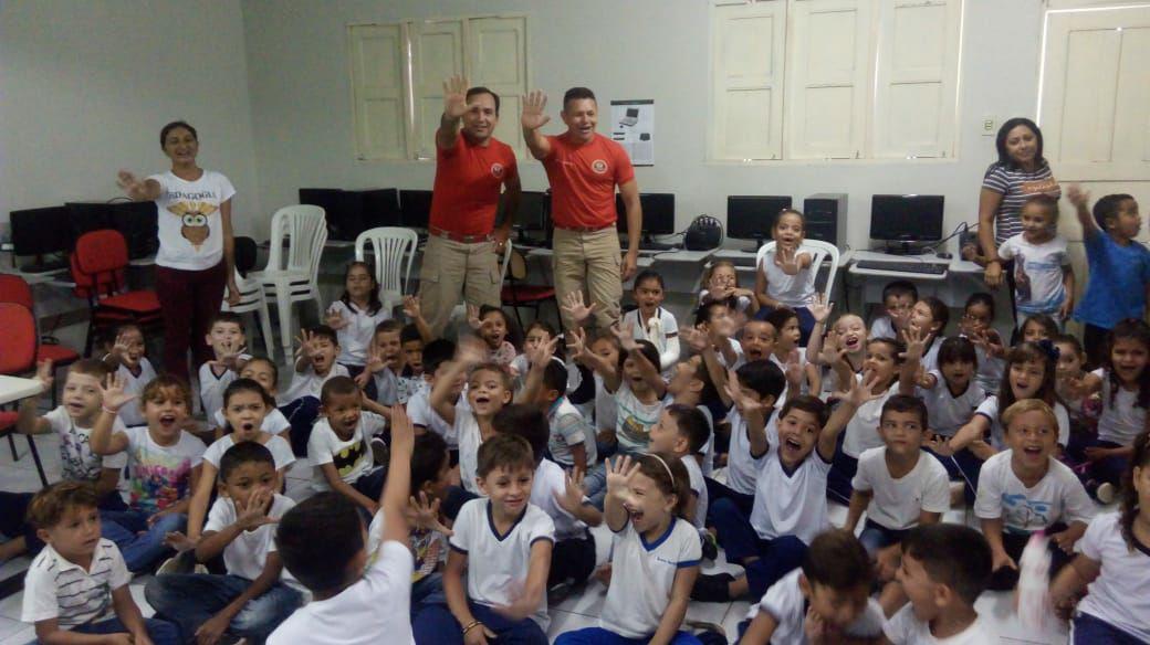  O Projeto Kim é realizado nas escolas e tem como público-alvo alunos na faixa etária dos 5 aos 12 anos, do 1º ao 5º ano do ensino fundamental, 