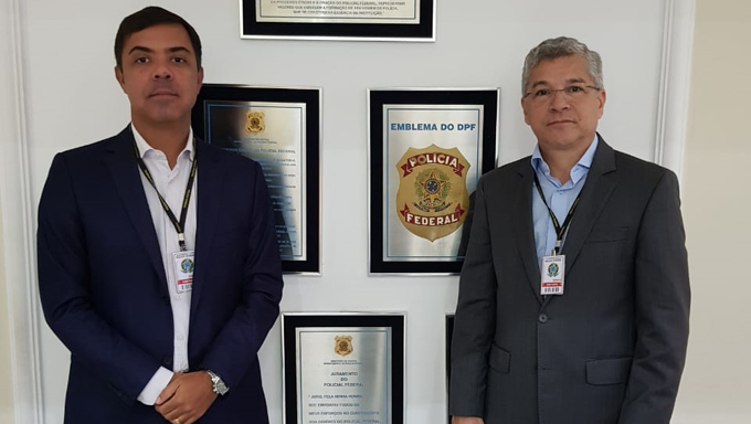   Por ser uma instituição federal, o Cremern conta com o apoio da Polícia Federal para coibir a atuação de falsos médicos.