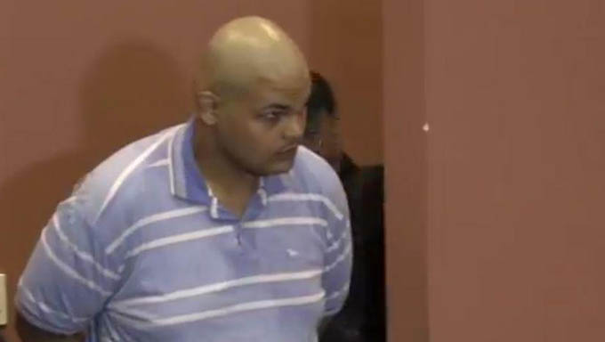   O Tribunal do Júri Popular condenou a 12 anos de prisão nesta terça-feira, 19, Saulo Fernandes de Oliveira, por ter matado Fernandes Bezerra da Silva, o Mamosa, no dia 26 de setembro de 2017, no bairro Estrada da Raiz