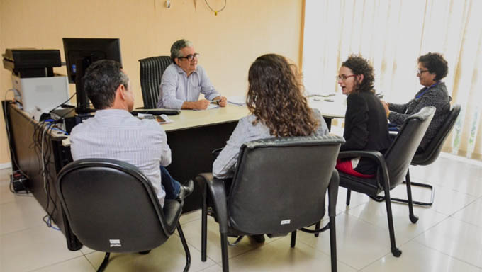   Isolda Dantas explica a necessidade de ampliar e melhorar estes serviços, até mesmo como forma de desafogar os hospitais