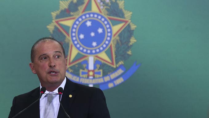   O ministro da Casa Civil, Onyx Lorenzoni, afirmou que a série de encontros que o presidente Jair Bolsonaro terá com os dirigentes partidários a partir desta quinta-feira (4) tem como objetivo "dialogar, convidar e abrir as portas" 