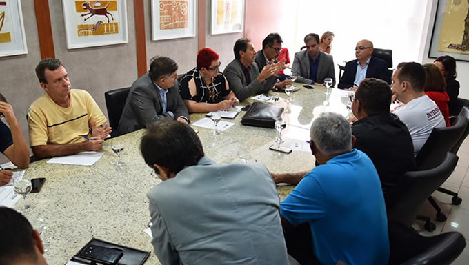   Na próxima segunda-feira, às 10h, será realizada nova rodada de negociação entre Governo e entidades sindicais e associativas que representam os servidores públicos do Rio Grande do Norte para definir o pagamento de abril