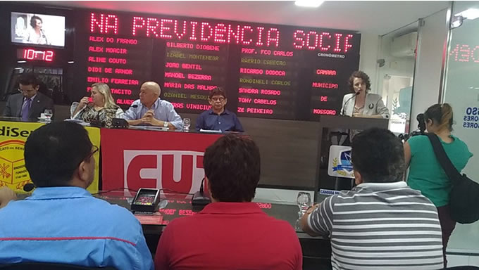   Para Isolda Dantas, a reforma trará graves consequências, principalmente para as cidades do interior. “O dinheiro que circula nas pequenas cidades vem, em grande parte, dos aposentados. Estas cidades vão quebrar caso a reforma passe", disse