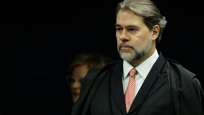   O presidente do Supremo Tribunal Federal (STF), ministro Dias Toffoli, decidiu retirar de pauta o julgamento das ações que tratam da prisão após condenação em segunda instância, que estava marcado para o dia 10 de abril