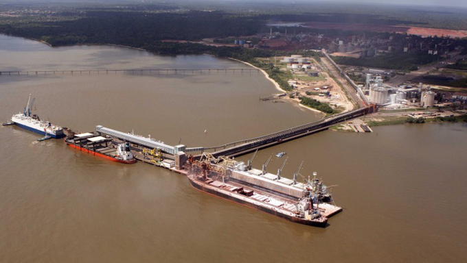 Imagem 1 -  Em março, o governo arrecadou R$ 219,5 milhões ao leiloar três áreas no Porto de Cabedelo (PB) e uma no Porto de Vitória (ES).