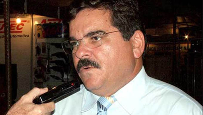   Junior Escóssia é condenado a pagar multa civil por ter contratado sem concurso público de 2005 a 2008, quando foi presidente da Câmara de Mossoró