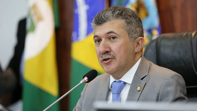   O presidente da Câmara Municipal de Fortaleza (CMFor), Antônio Henrique (PDT), afirmou nesta quinta-feira (11) que o edital que irá regular o concurso público para servidores da Casa pode sair até o próximo recesso