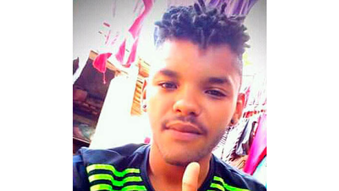   Adolescente foi baleado quando teria tentado matar o vigilante e morreu na mesa de cirurgia do HRTM