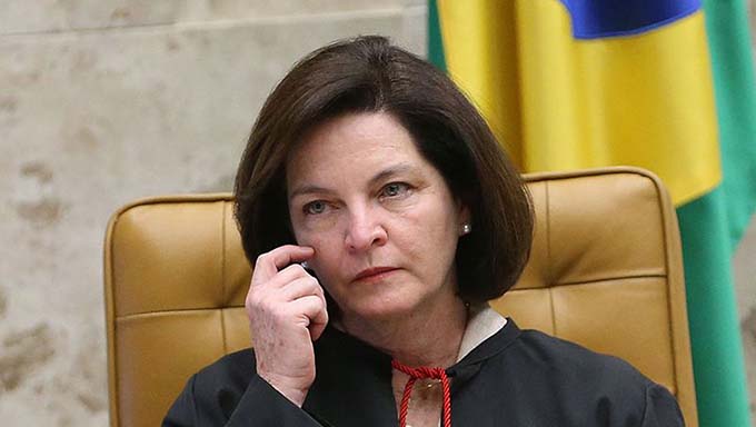   A procuradora-geral da República, Raquel Dodge defendeu perante o Supremo Tribunal Federal o arquivamento do inquérito aberto para apurar ataques e disseminação de ofensas e notícias falsas contra a Corte e os ministros