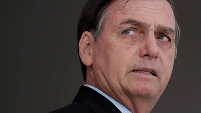   O ministro da Economia de Jair Bolsonaro (PSL), o banqueiro Paulo Guedes, afirma textualmente no documento anexo ao texto da Proposta de Emenda à Constituição (PEC/006) que o trabalhador que se aposenta com um benefício de R$ 2.231 é privilegiado