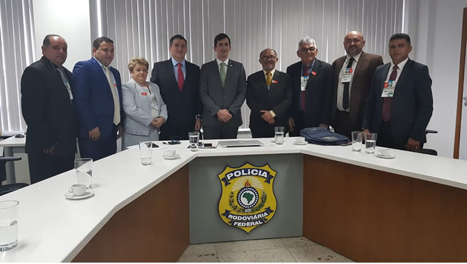   Vereadores de Mossoró e o deputado federal Beto Rosado (PP) reivindicaram mais agentes da Polícia Rodoviária Federal (PRF) para o município ao diretor executivo da corporação, José Lopes Hott Júnior, nesta quarta-feira (24), em Brasília