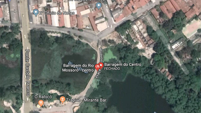 Imagem 1 -  Corpo de Jair Soares foi encontrado pelo filho boiando entre aguapés do Rio Apodi-Mossoró, na barragem no Centro da cidade