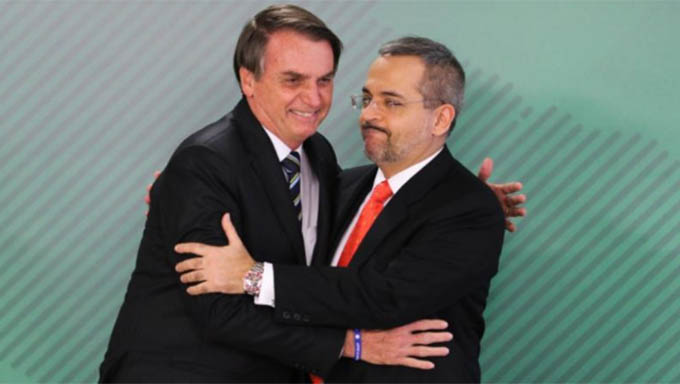   Presidente Jair Messias Bolsonaro escolheu Weintraub para substituir Ricardo Velez Rodrigues no MEC