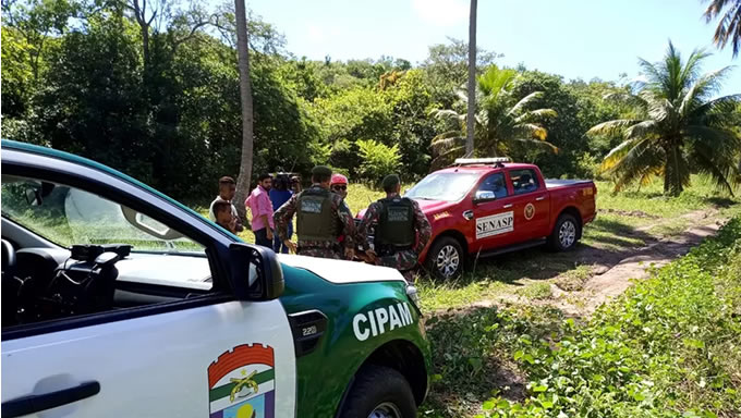   Um ultraleve desapareceu na manhã desta sexta-feira (3) no litoral potiguar. De acordo com a Polícia Militar, os ocupantes da aeronave são um casal que costuma fazer passeios na área de Nísia Floresta, na região metropolitana da capital, mas que não retornou