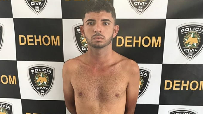   Policiais civis da Divisão de Homicídios e de Proteção à Pessoa (DHPP) de Mossoró com o apoio da Divisão de Polícia Civil do Oeste (DIVIPOE) prenderam em flagrante, nesta sexta-feira (10), Cosme Francisco Campos de Souza, de 21 anos