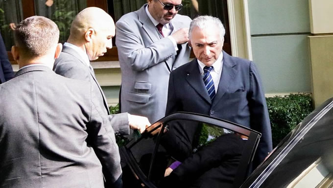   O ministro do STJ e relator do habeas corpus apresentado pela defesa do ex-presidente, Antônio Saldanha votou hoje pela soltura de Michel Temer (MDB) e teve o voto acompanhado pela ministra Laurita Vaz que votou em seguida