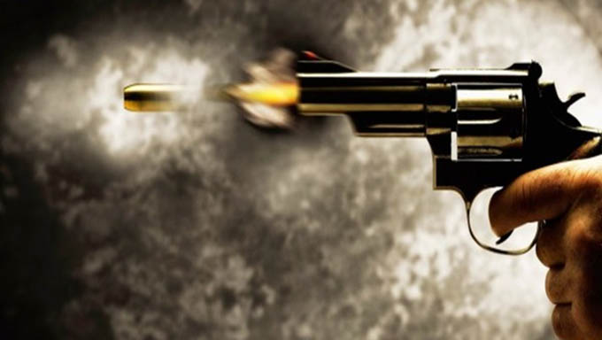   O crime está sendo investigado pela polícia civil, que ainda não tem pistas sobre a motivação e nem dos suspeitos.