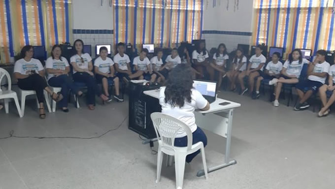   Na manhã desta sexta-feira, 17, A Secretaria Municipal de Educação, através do Núcleo de Tecnologia Educacional Municipal (NTM), promoveu o 1º Scratch Day, iniciativa da comunidade tecnológica e educacional para se comemorar o aniversário do Scratch