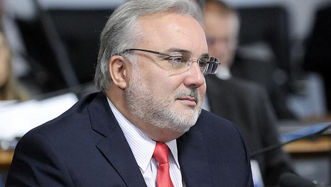   O senador Jean Paul Prates (PT-RN) apresentou projeto de lei que veda a obsolescência programada. A ideia é impedir que a indústria brasileira de eletrônicos reduza o tempo de vida útil de produtos ou de seus componentes, forçado uma recompra prematura pelos consumidores